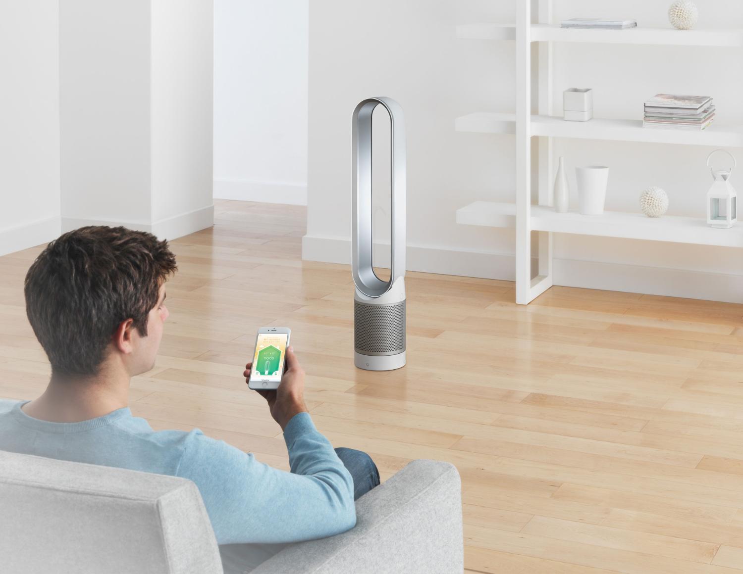 Dyson air purifier purifying air in family living room